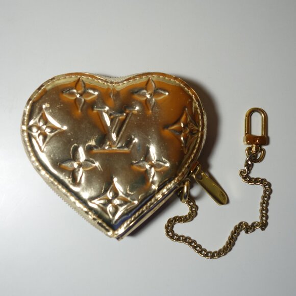 Louis Vuitton Vernis Patent Leather Miroir Heart Coin Purse, Sz 4 in x 4.25 in - Picture 2 of 16